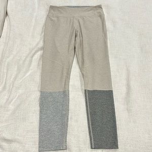 Outdoor Voices Light Tan/Heather Grey Color block Leggings - size M
